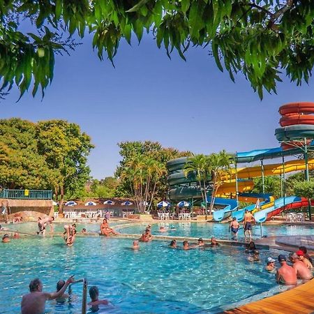 Diroma Resort Internacional Incluso 1 Acesso Ao Acqua Park Vulcao Калдас-Новас Экстерьер фото