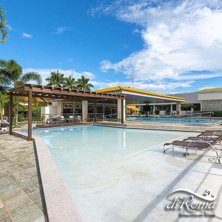 Diroma Resort Internacional Incluso 1 Acesso Ao Acqua Park Vulcao Калдас-Новас Экстерьер фото